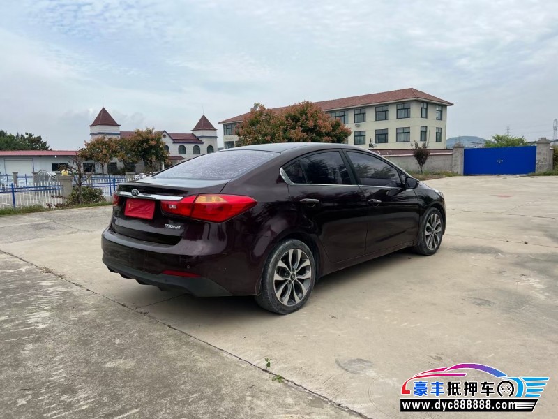 15年起亚K3轿车抵押车出售