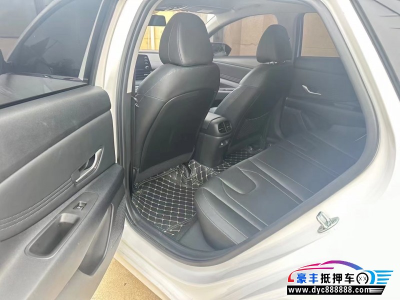 23年现代伊兰特轿车抵押车出售