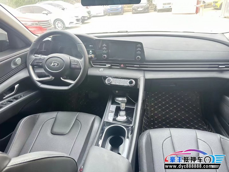 23年现代伊兰特轿车抵押车出售