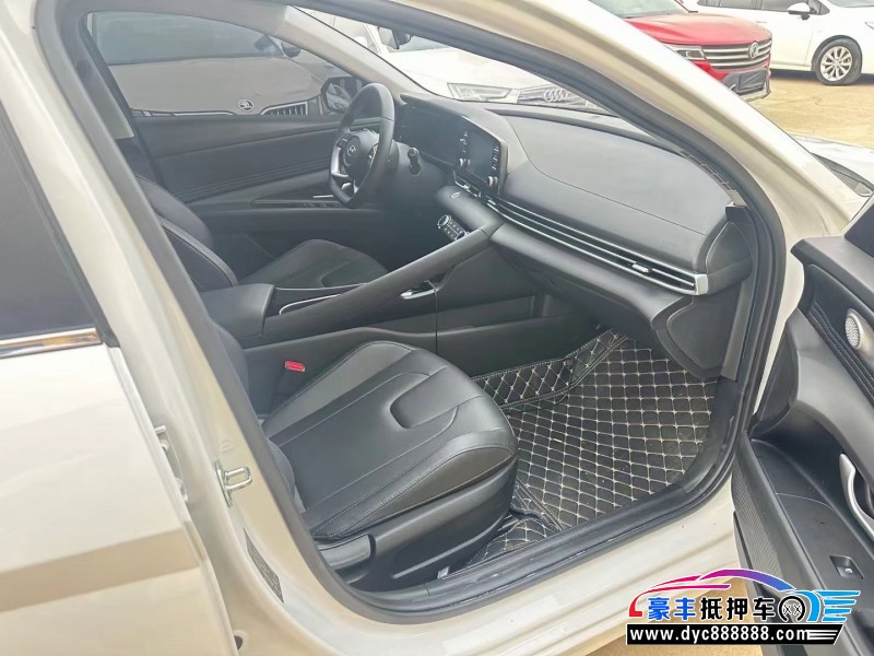 23年现代伊兰特轿车抵押车出售