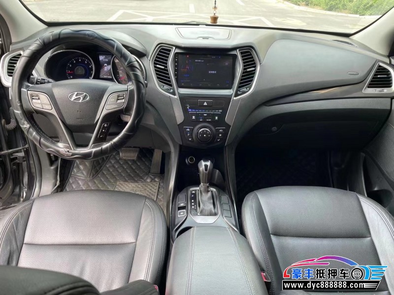 13年现代途胜轿车抵押车出售