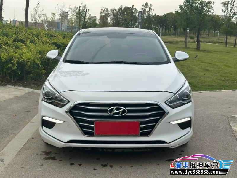 19年现代名图轿车抵押车出售