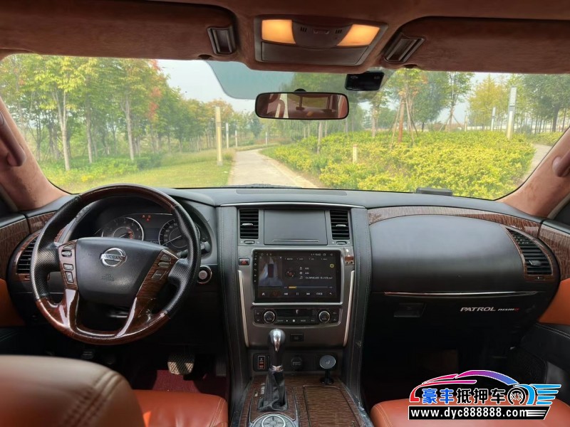 19年日产途乐轿车抵押车出售