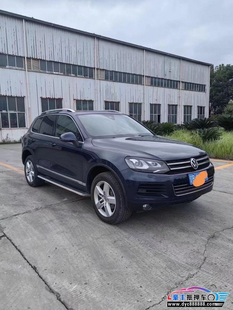 13年大众途锐SUV抵押车出售