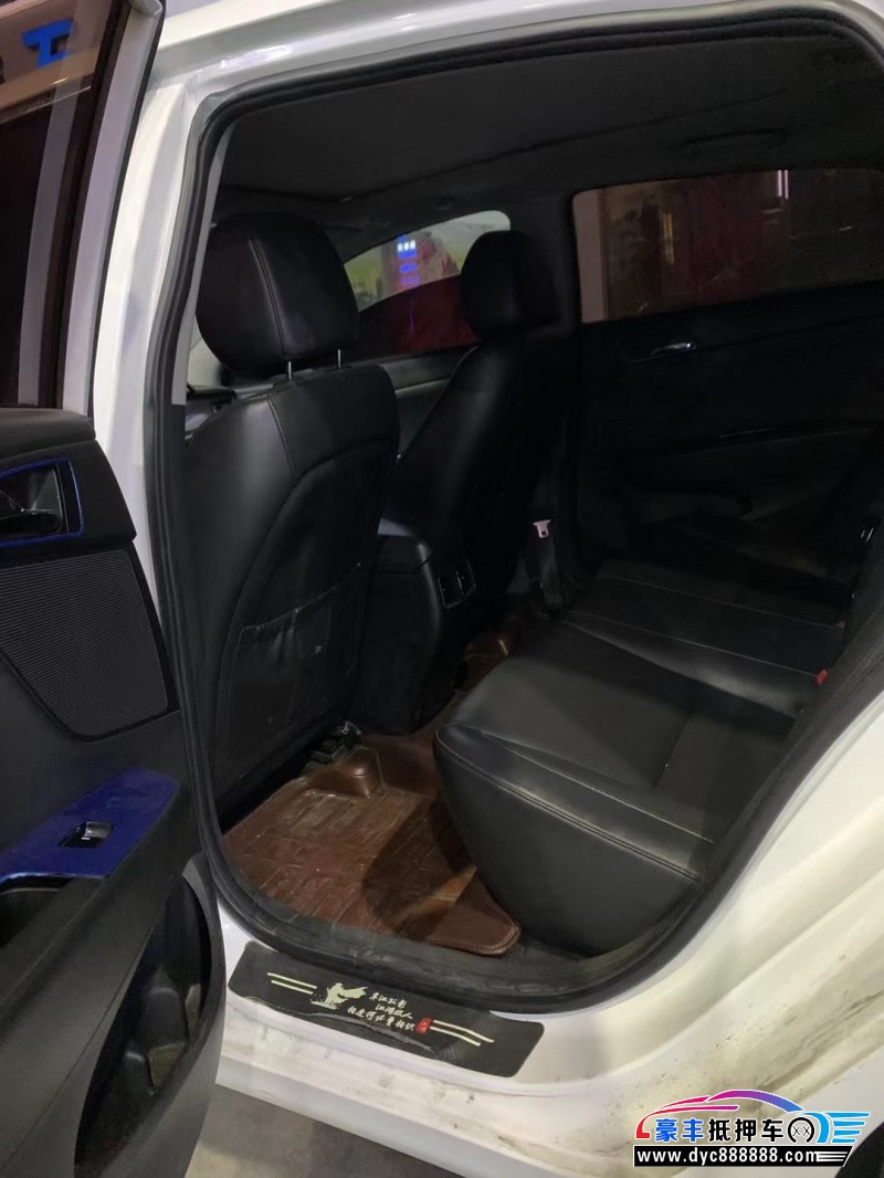 18年现代名图轿车抵押车出售