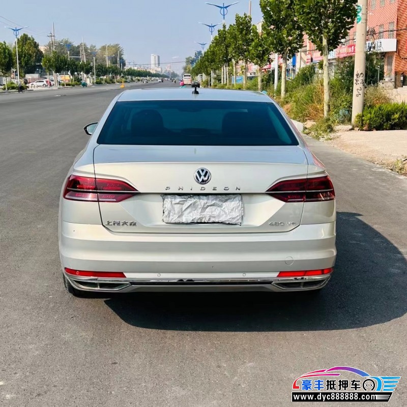 17年大众辉昂轿车抵押车出售