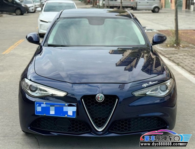 19年阿尔法·罗密欧Giulia轿车抵押车出售