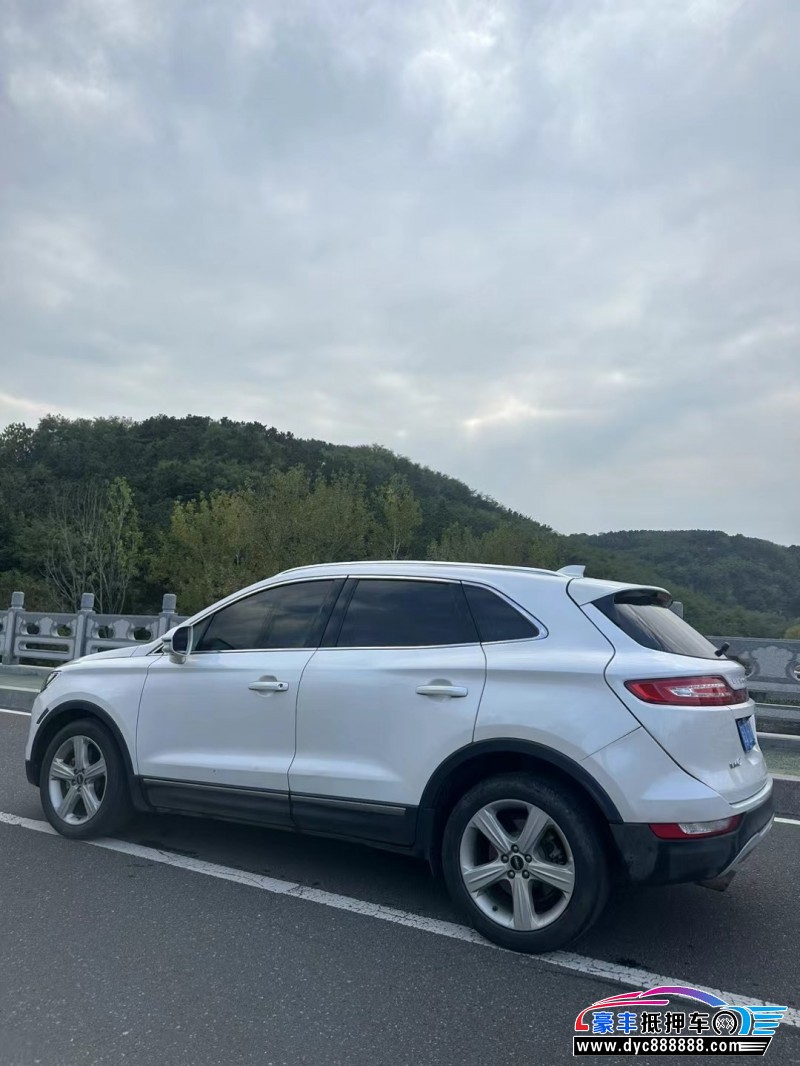 18年林肯MKCSUV抵押车出售