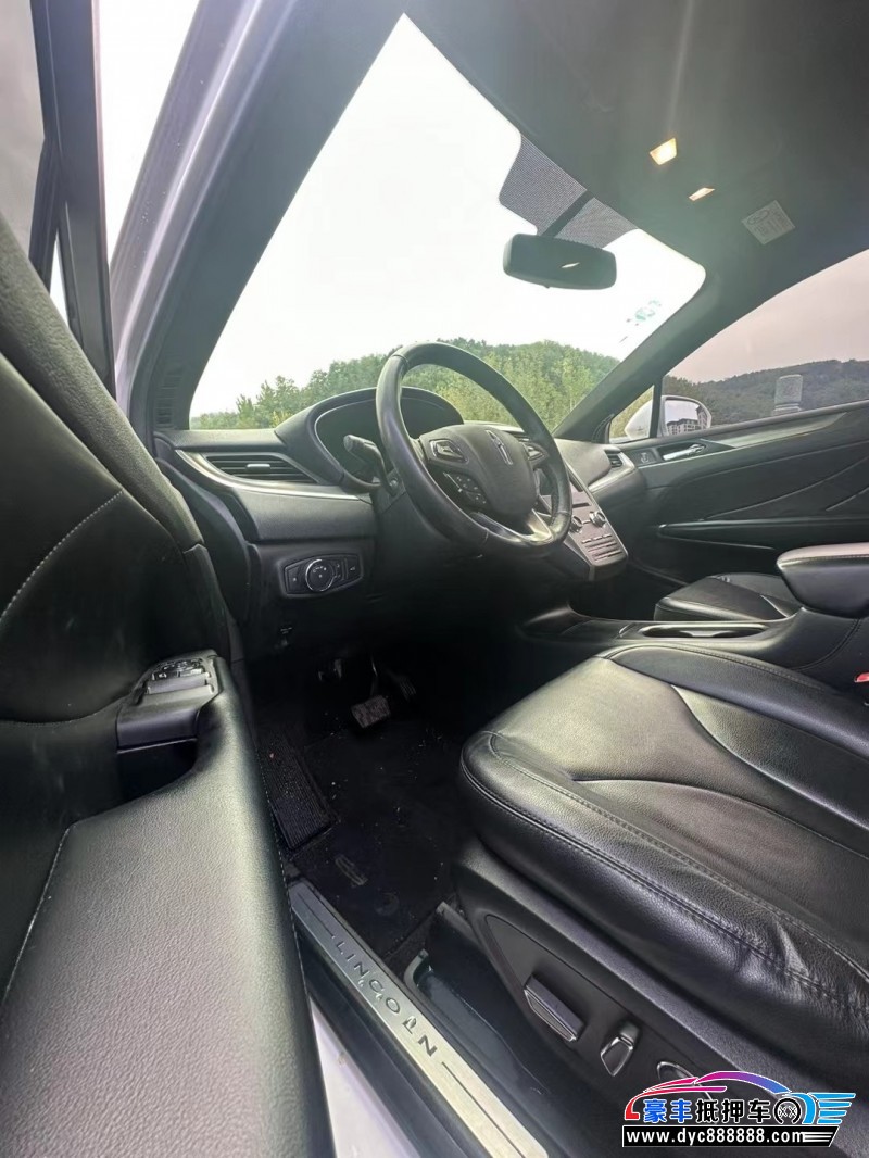 18年林肯MKCSUV抵押车出售