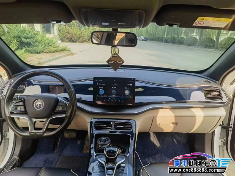 22年比亚迪秦轿车抵押车出售