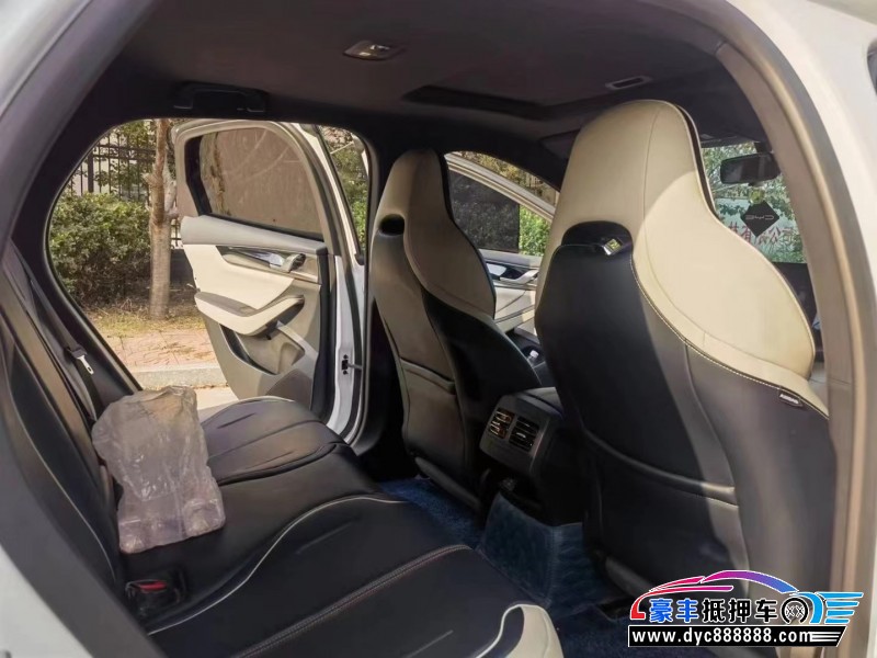 22年比亚迪秦轿车抵押车出售