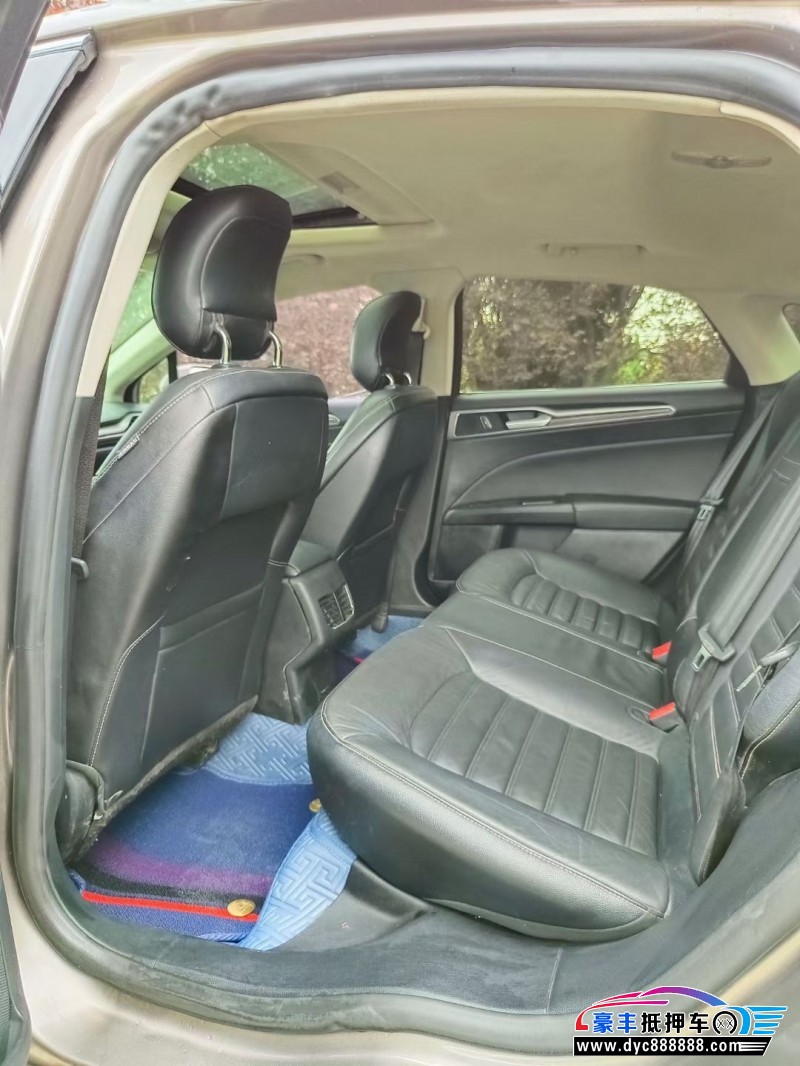 17年福特蒙迪欧轿车抵押车出售