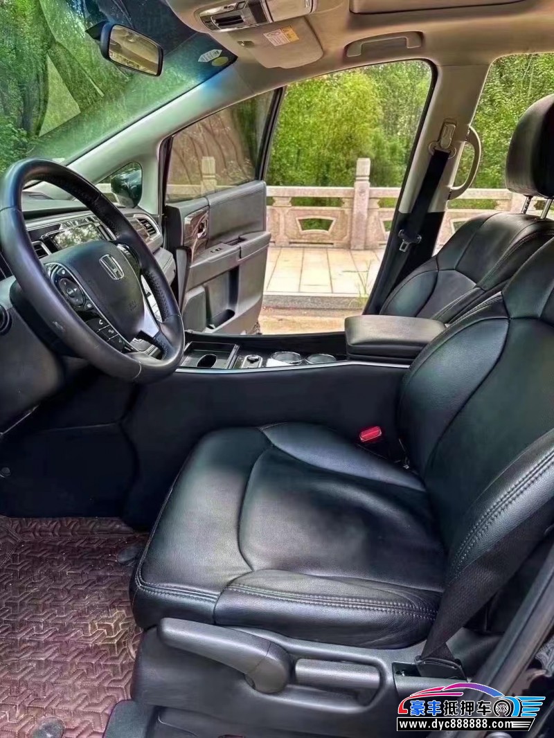 18年本田艾力绅MPV抵押车出售