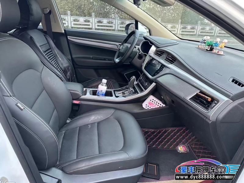 19年吉利帝豪GS轿车抵押车出售