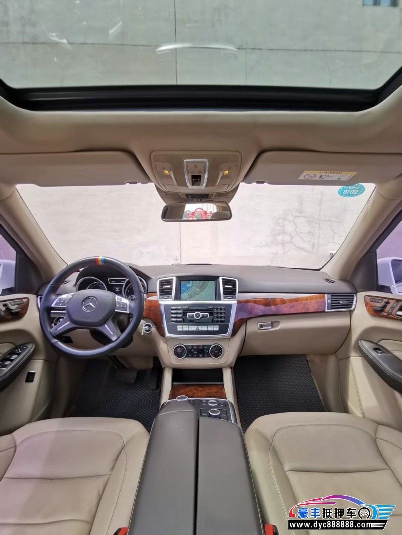 15年奔驰ML轿车抵押车出售