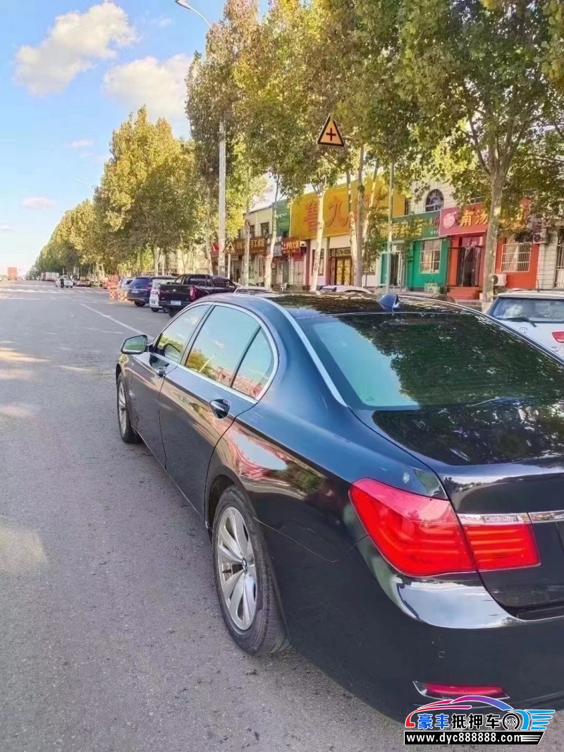 13年宝马7系轿车抵押车出售