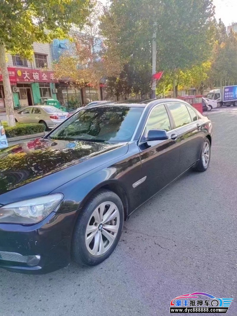 13年宝马7系轿车抵押车出售