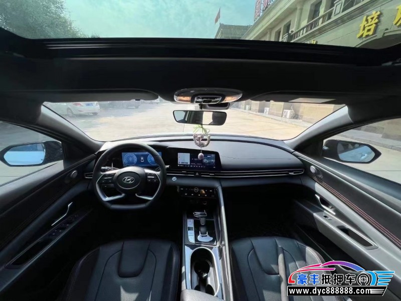 22年现代伊兰特轿车抵押车出售