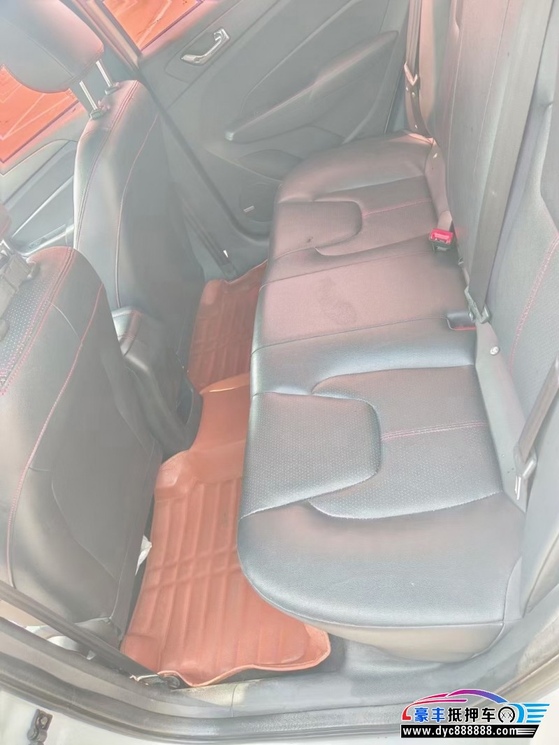 17年奇瑞艾瑞泽轿车抵押车出售