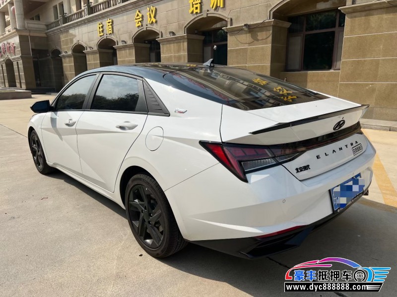 22年现代伊兰特轿车抵押车出售