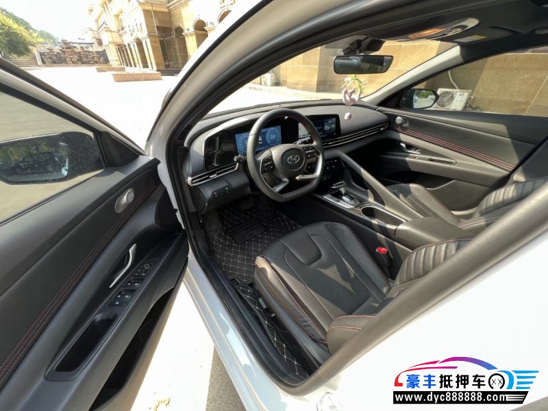22年现代伊兰特轿车抵押车出售