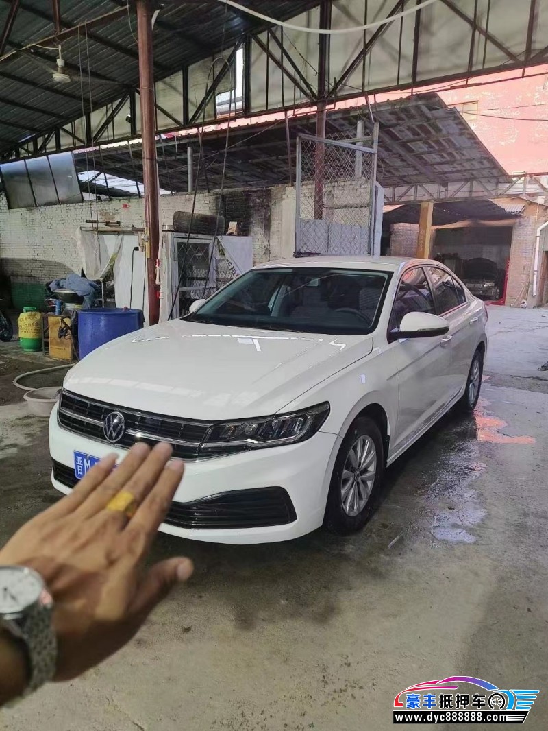 22年大众宝来轿车抵押车出售