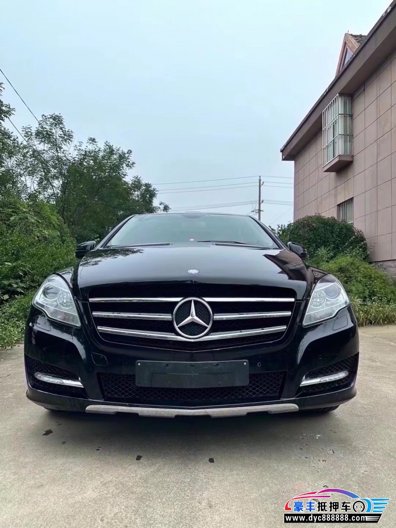 17年奔驰R轿车抵押车出售