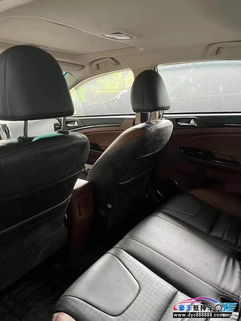 16年比亚迪速锐轿车抵押车出售