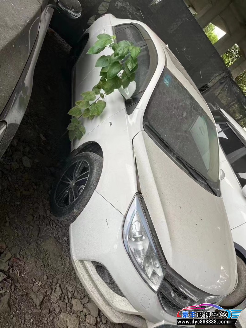 16年比亚迪速锐轿车抵押车出售