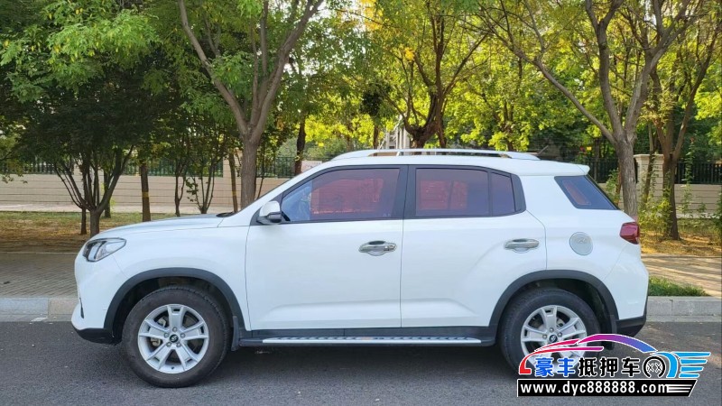 18年现代ix35轿车抵押车出售