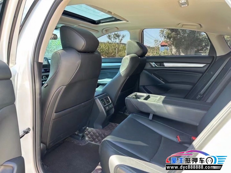 22年本田雅阁SUV抵押车出售