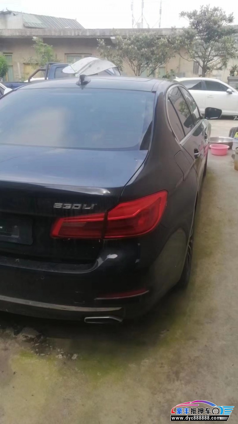 18年宝马5系轿车抵押车出售