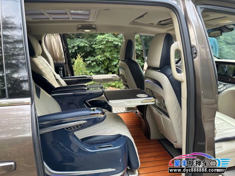 15年别克GL8轿车抵押车出售