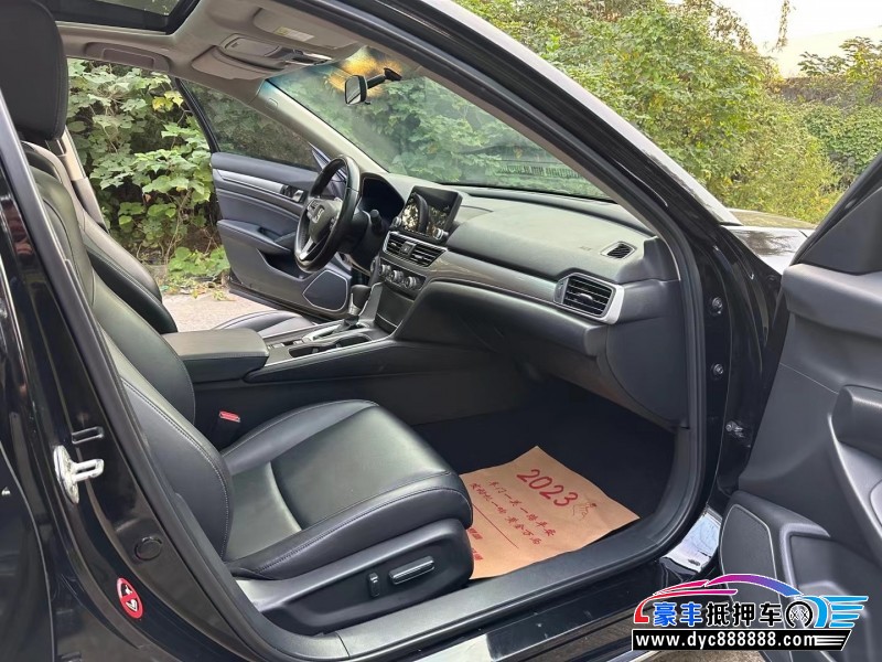 20年本田雅阁轿车抵押车出售