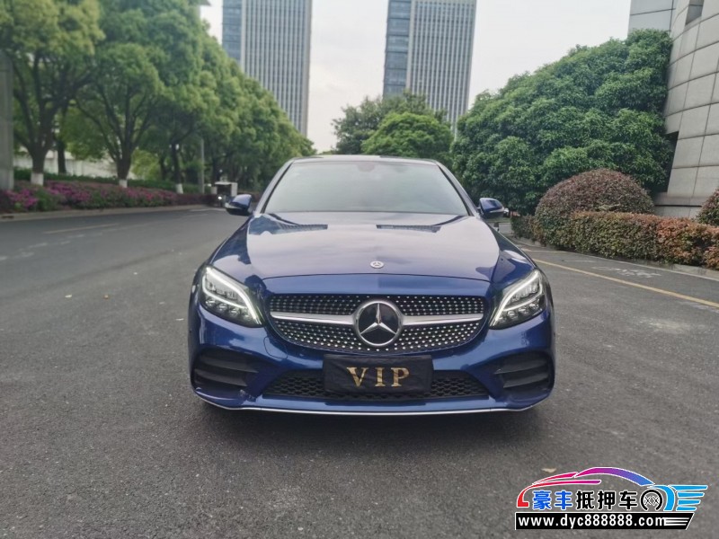 20年奔驰C轿车抵押车出售