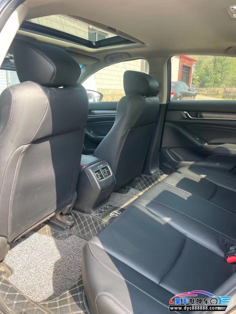 19年本田雅阁轿车抵押车出售