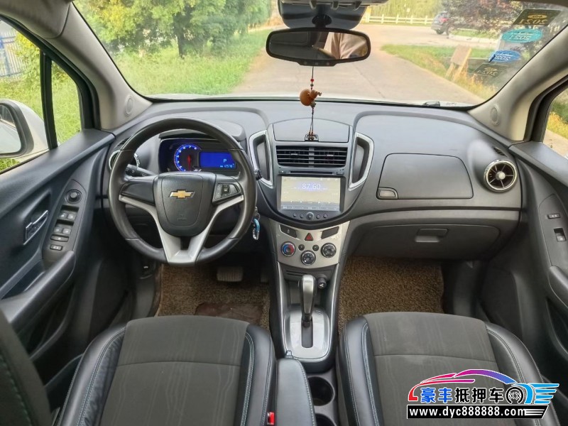 14年雪佛兰创酷轿车抵押车出售