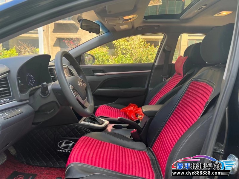 16年现代领动轿车抵押车出售