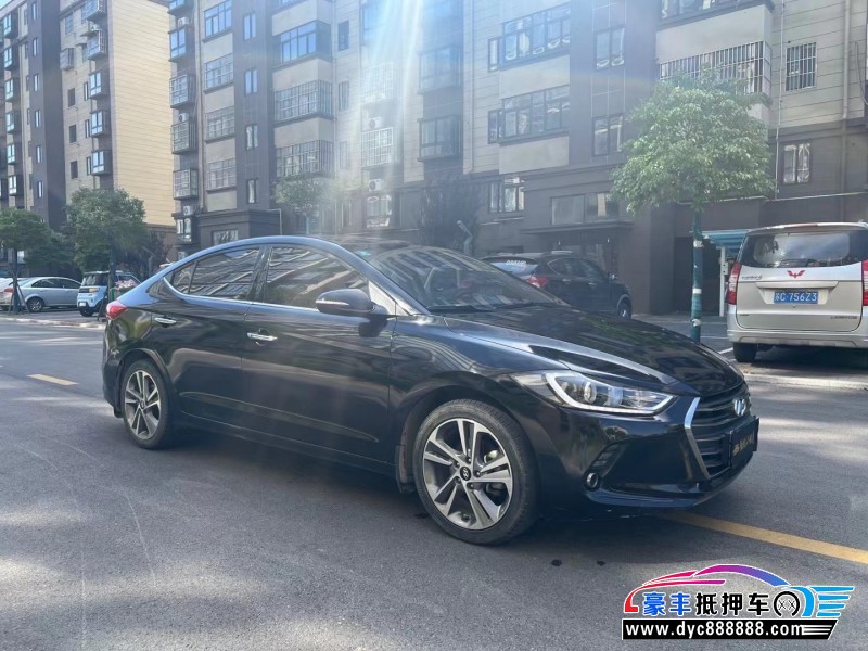 16年现代领动轿车抵押车出售