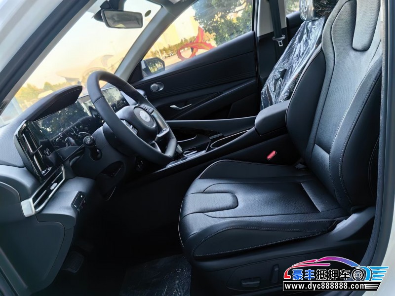 23年现代伊兰特轿车抵押车出售