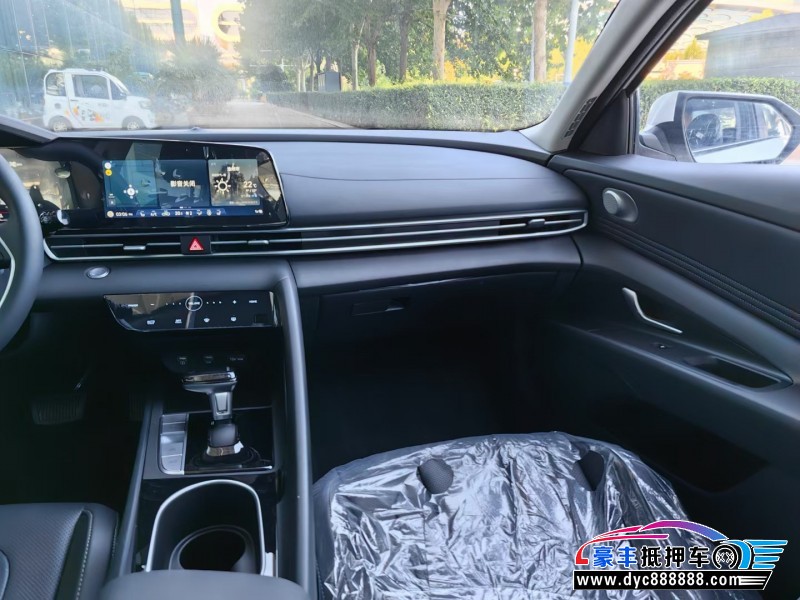 23年现代伊兰特轿车抵押车出售