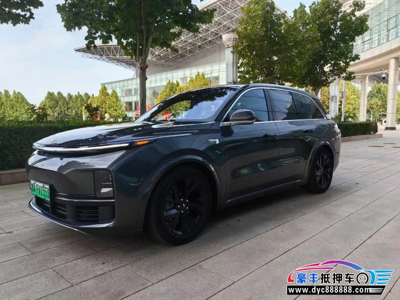 23年理想L8轿车抵押车出售