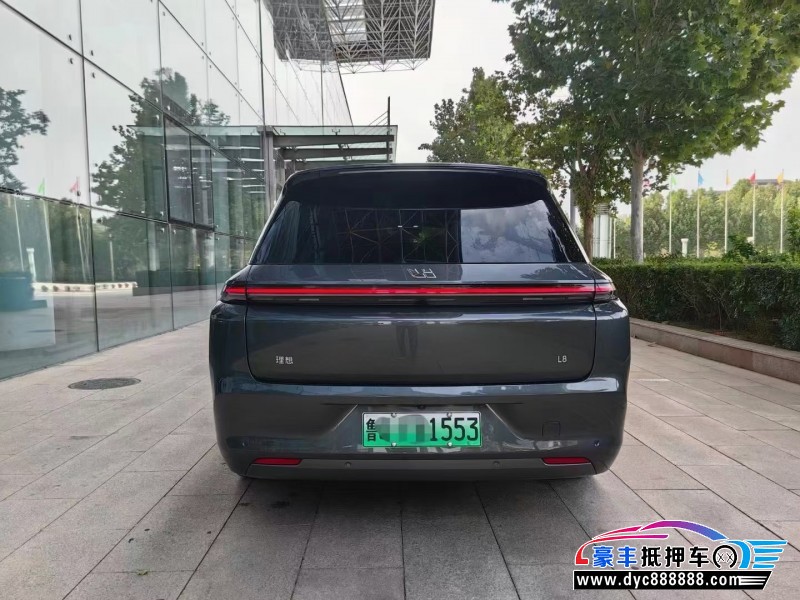 23年理想L8轿车抵押车出售