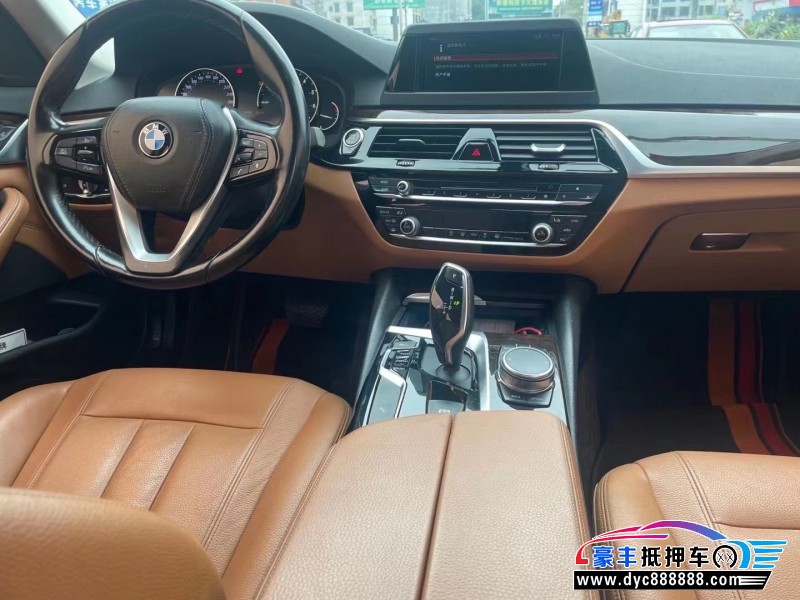 18年宝马5系轿车抵押车出售