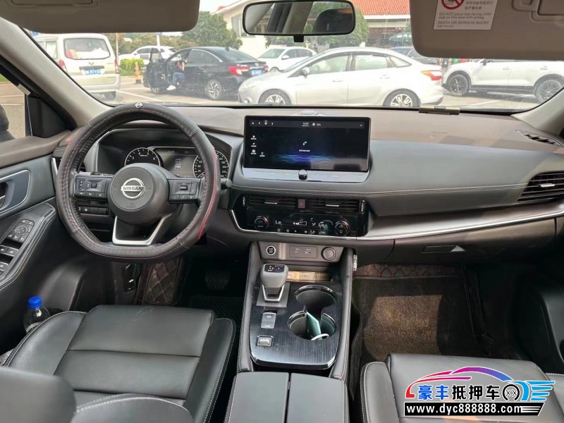 22年日产奇骏轿车抵押车出售