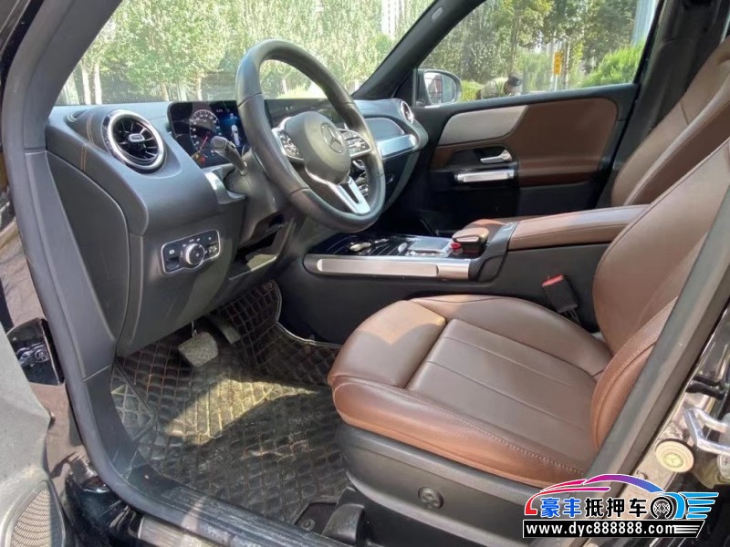 21年奔驰GLB轿车抵押车出售