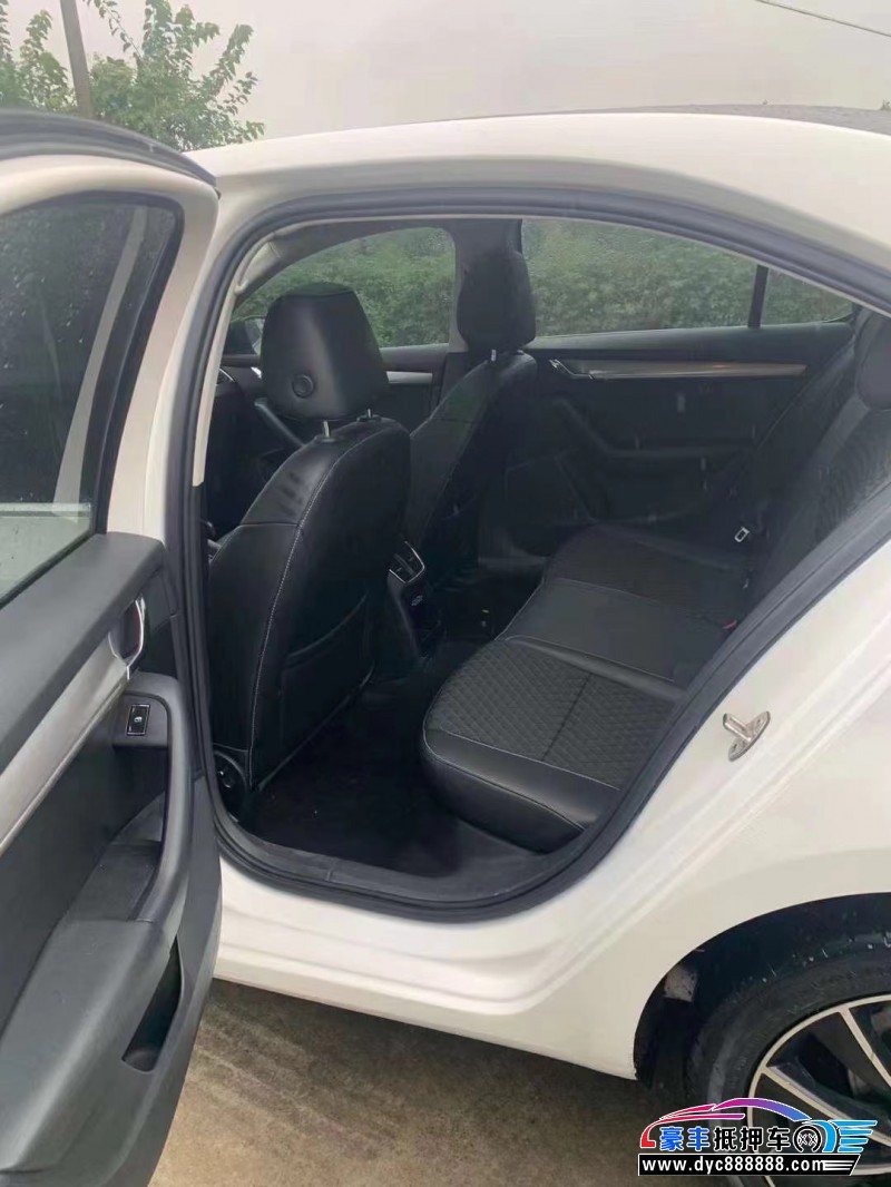 19年斯柯达明锐轿车抵押车出售