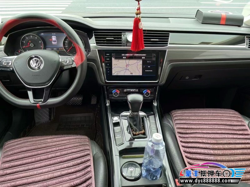 18年大众辉昂轿车抵押车出售