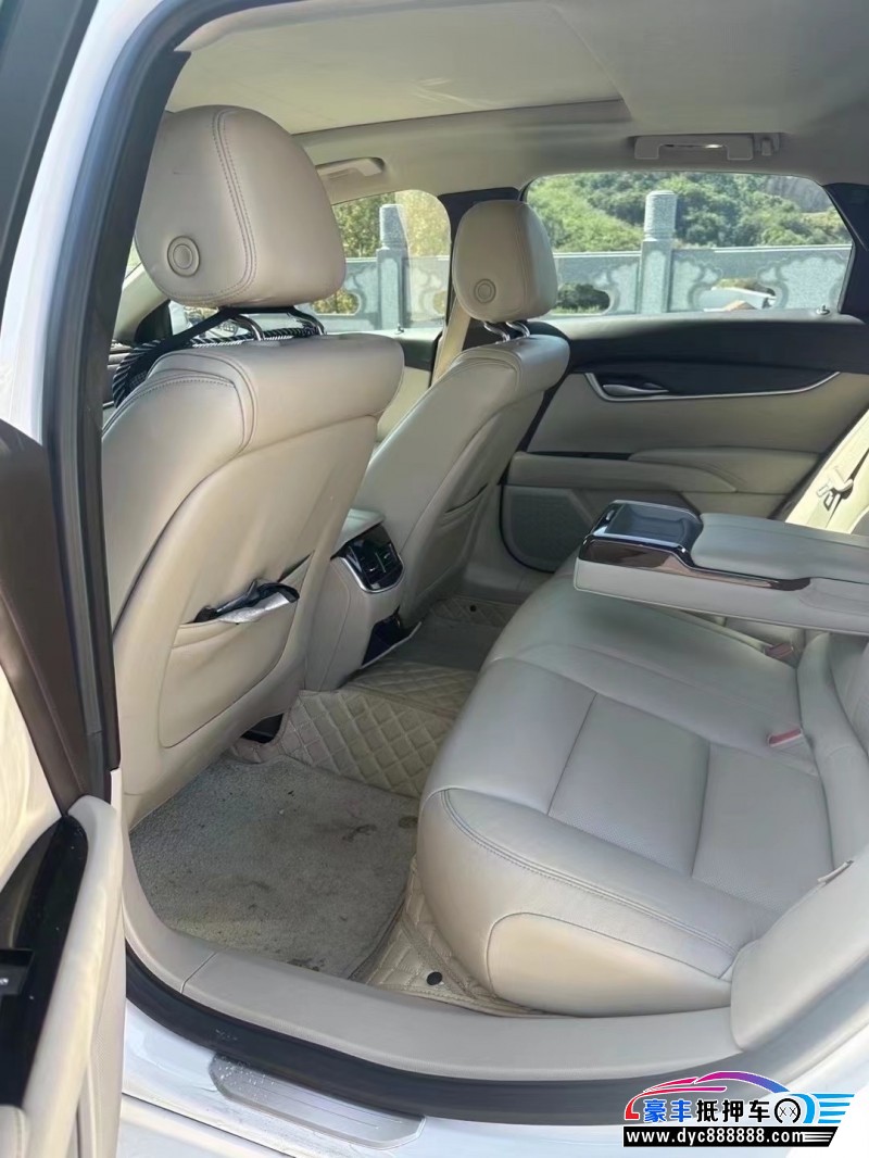 16年凯迪拉克XTS轿车抵押车出售