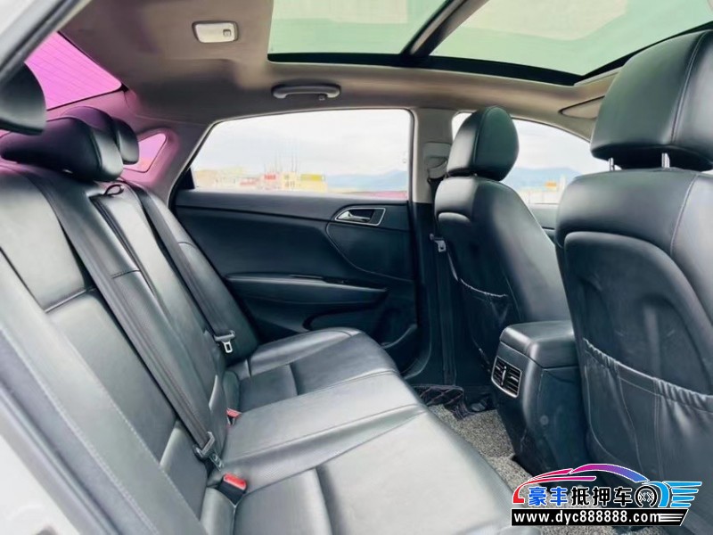 18年现代名图轿车抵押车出售